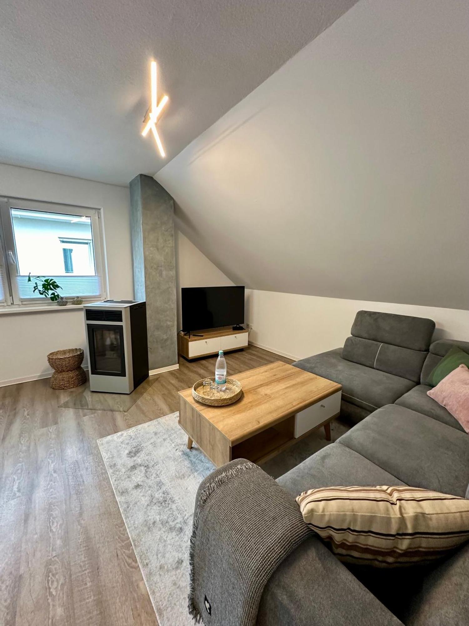 Familie Oder Beruflich - 2 Schlafzimmer - 3 Betten - Geraeumig - Kueche - Gemuetlich * Bad Lippspringe