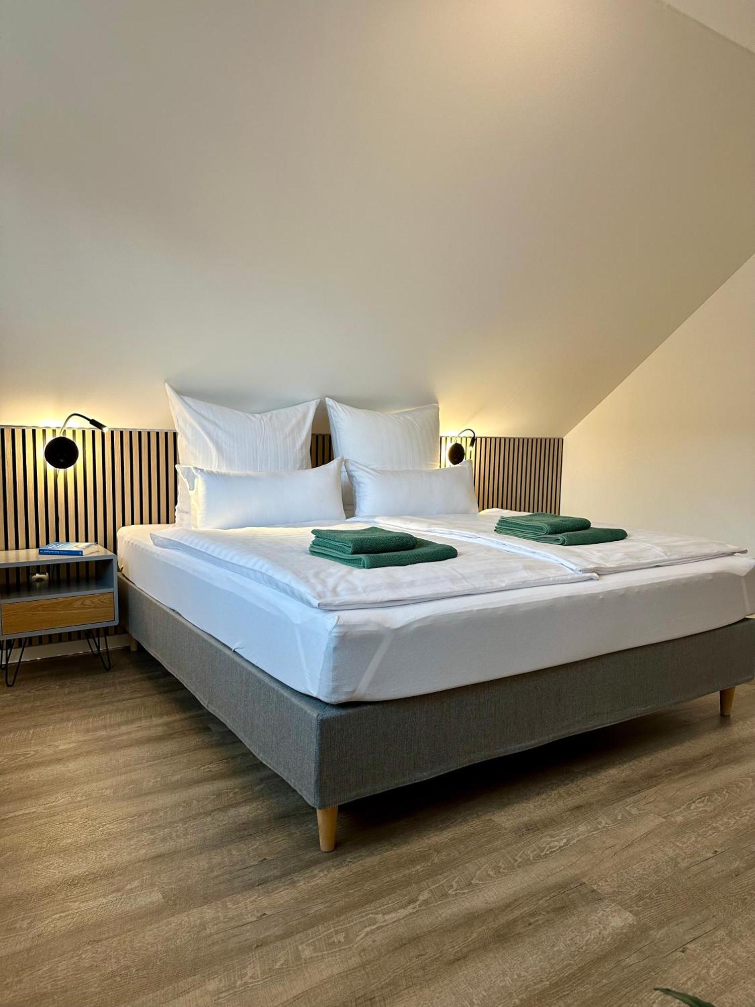 Familie Oder Beruflich - 2 Schlafzimmer - 3 Betten - Geraeumig - Kueche - Gemuetlich Apartment *