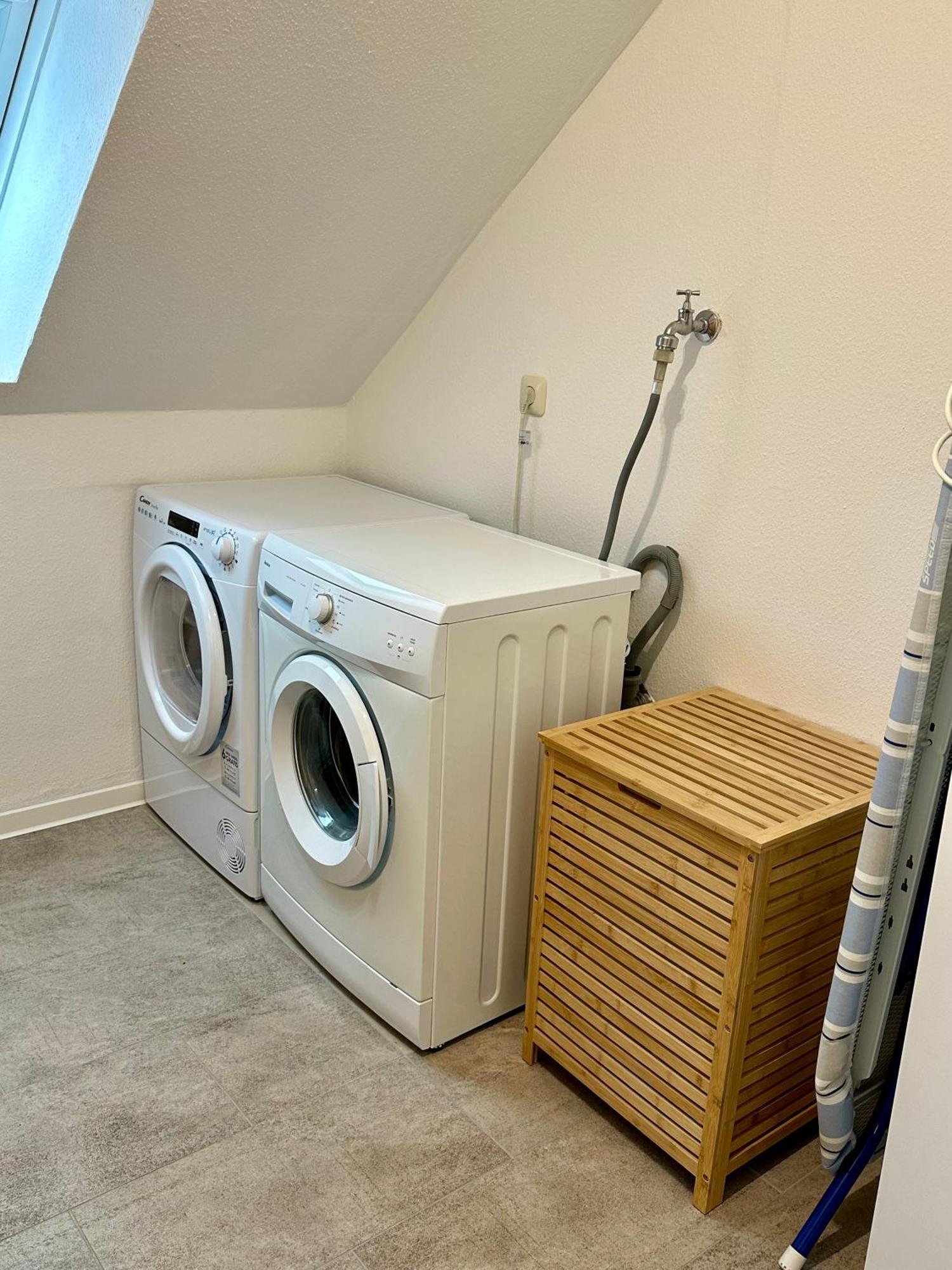 Familie Oder Beruflich - 2 Schlafzimmer - 3 Betten - Geraeumig - Kueche - Gemuetlich Apartment Bad Lippspringe